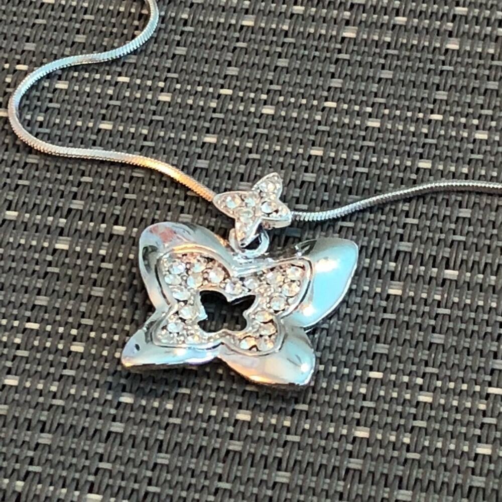 Silver Outline Butterly Charm Necklace - Picture 4 of 7